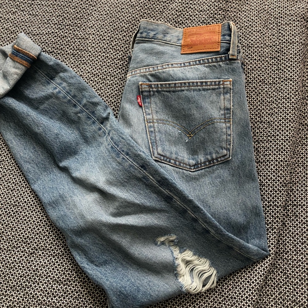 High waisted Levi wedgie jeans
